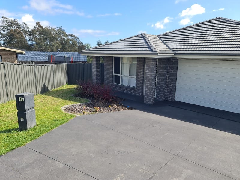 17 Hoskings, Cessnock, NSW 2325 House for Rent