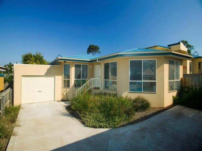 2/189 Church Street, Cowes, Vic 3922 Property Details