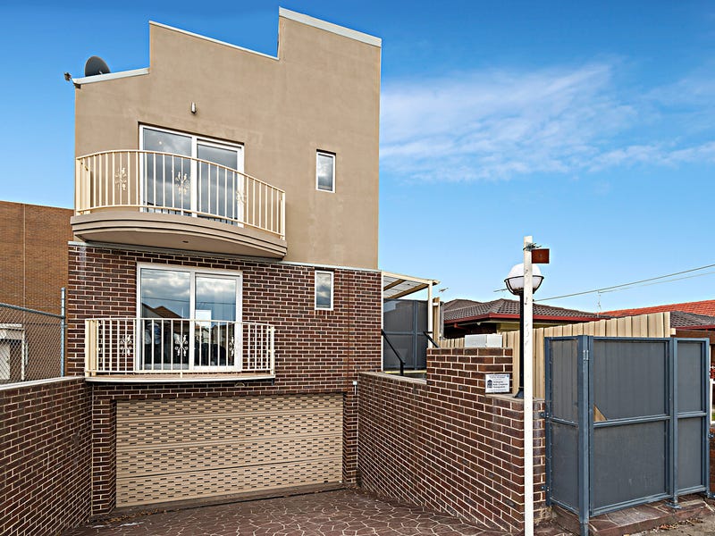 1/11 Wolseley Street, Coburg, Vic 3058 Property Details