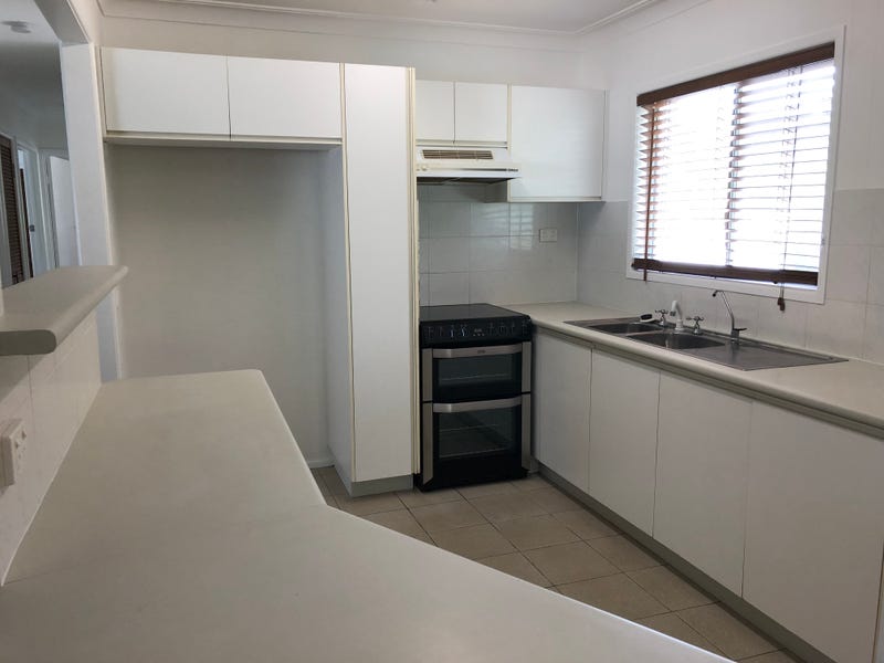 7 Matilda Street, Burleigh Heads, QLD 4220