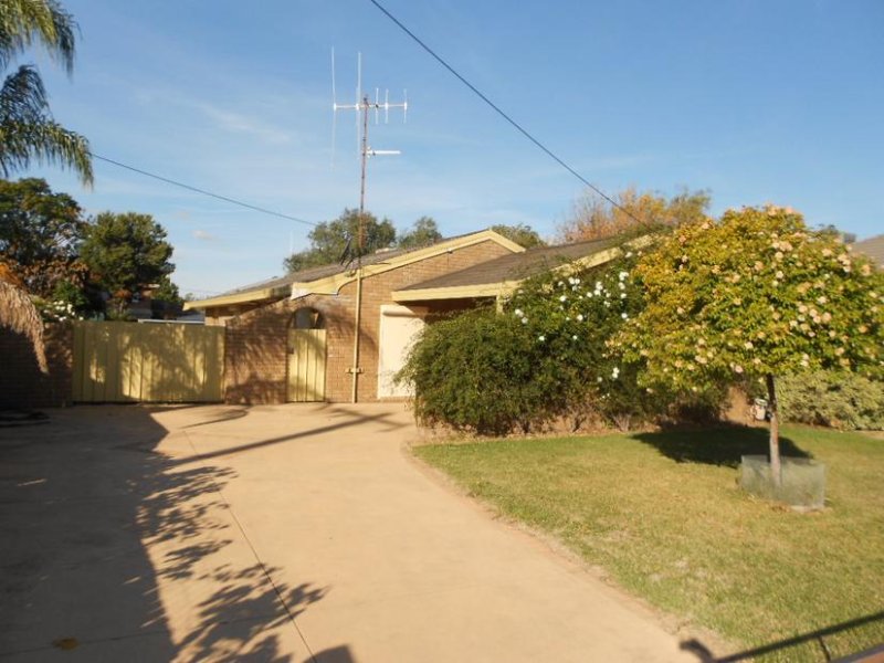 56 Crossen Street, Echuca, VIC 3564