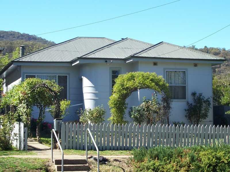 46 Winton Street, Tumbarumba, NSW 2653 Property Details