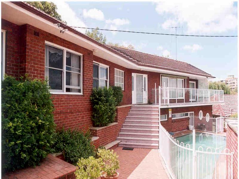 8 Myee Cres, Lane Cove West, NSW 2066