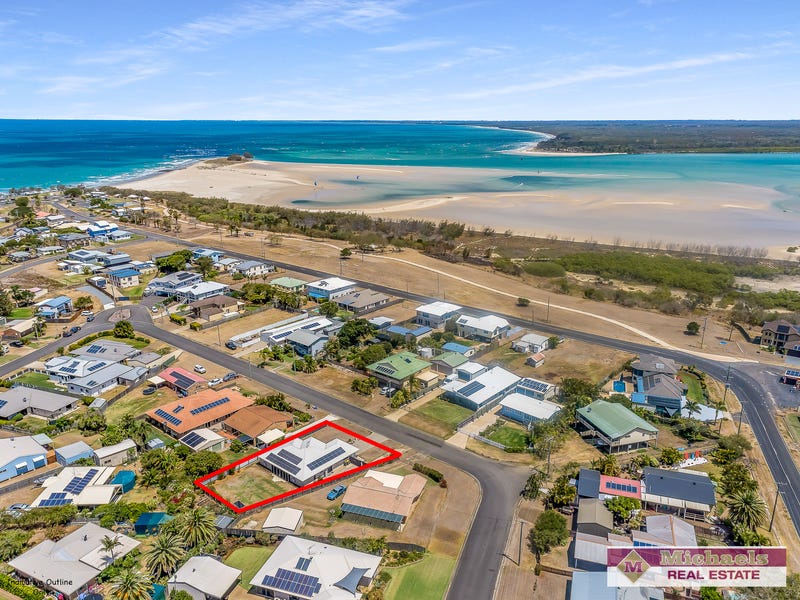24 Bluewater Drive, Elliott Heads, QLD 4670
