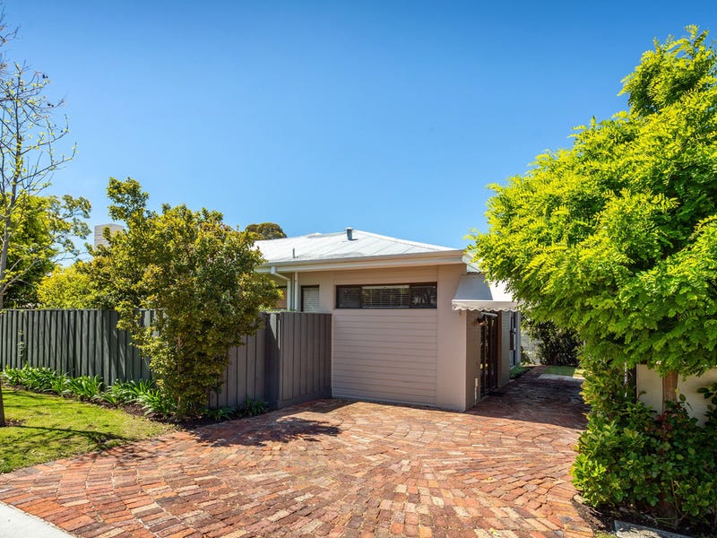 16 Dunbar Road, Claremont, WA 6010