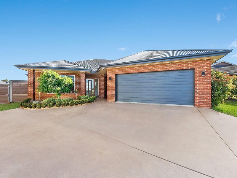 9 Birch Grove, Mudgee, NSW 2850