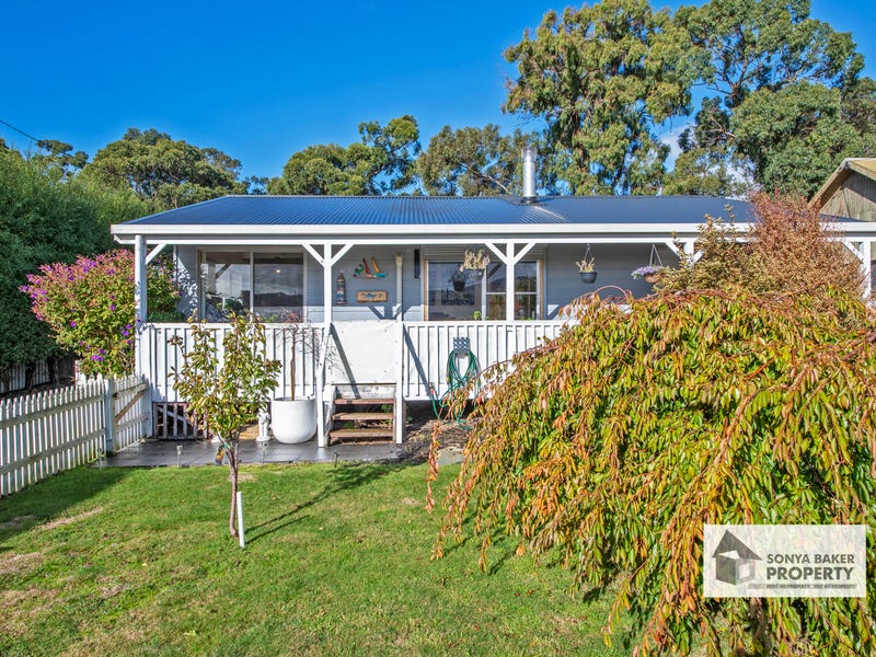 29 Banksia Avenue, Sisters Beach, TAS 7321