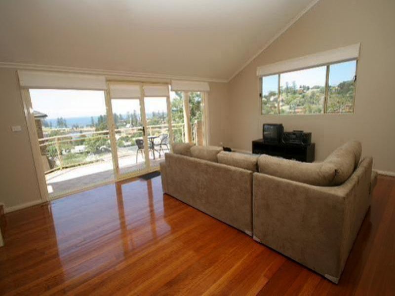 2/42 Minnamurra Street, Kiama, NSW 2533 Property Details