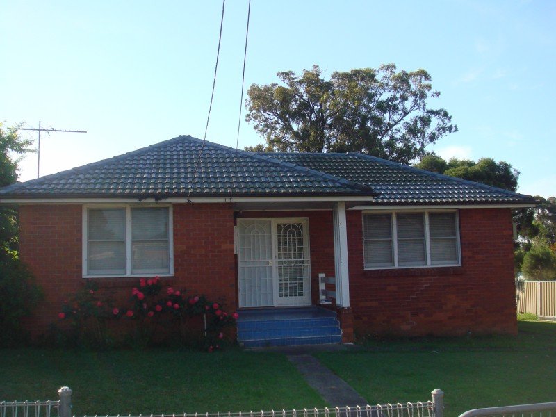 30 Jindabyne Street, Heckenberg, NSW 2168