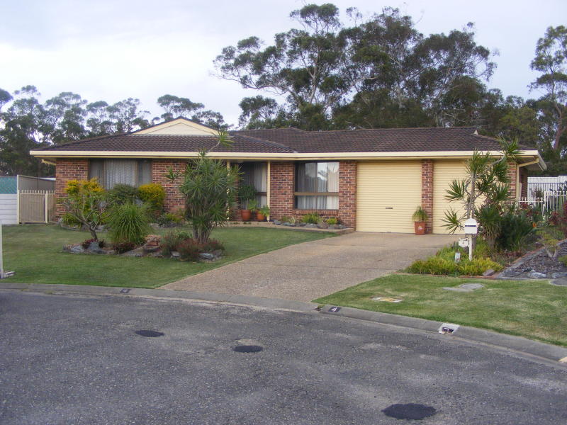 4 Colonial Cres, South West Rocks, NSW 2431