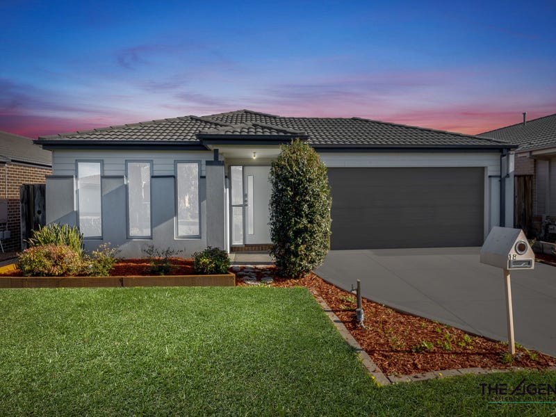 18 Andie Way, Tarneit, Vic 3029 - Property Details