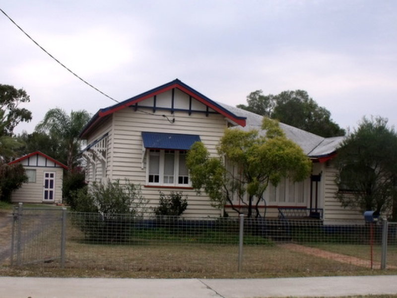 165 McDowall Street, Roma, Qld 4455 Property Details