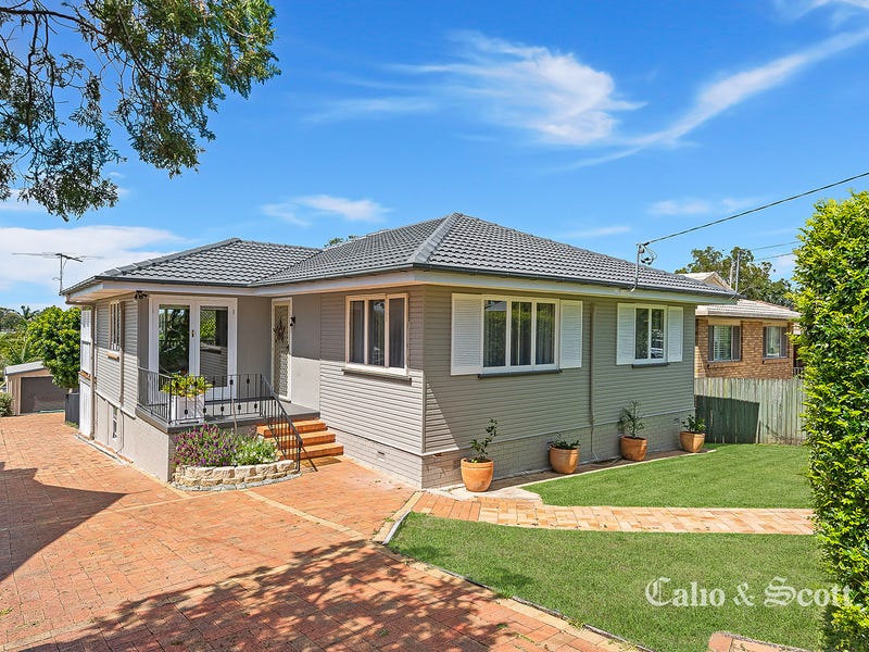 40 Hoskins Street, Sandgate, QLD 4017