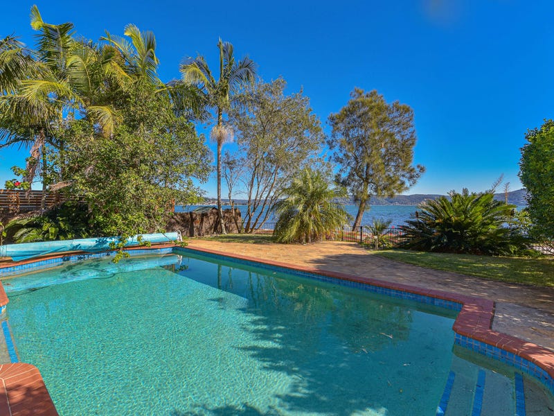 319A Avoca Drive, Green Point, NSW 2251