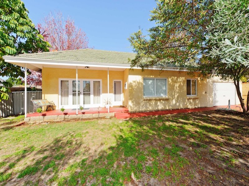 129 Manning Road, Manning, WA 6152 Property Details