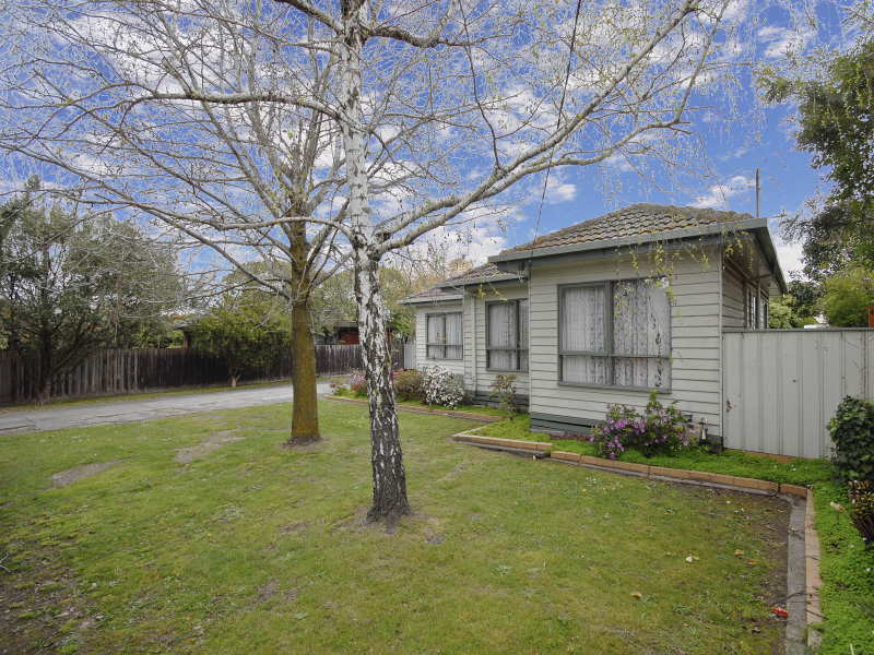 76 Scoresby Road, Bayswater, Vic 3153 Property Details