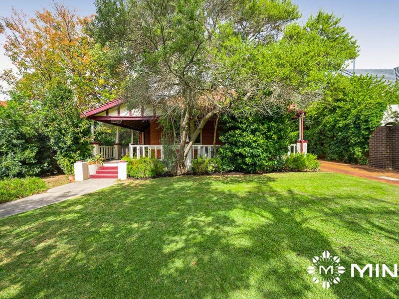 14 Dalgety Street, East Fremantle, WA 6158