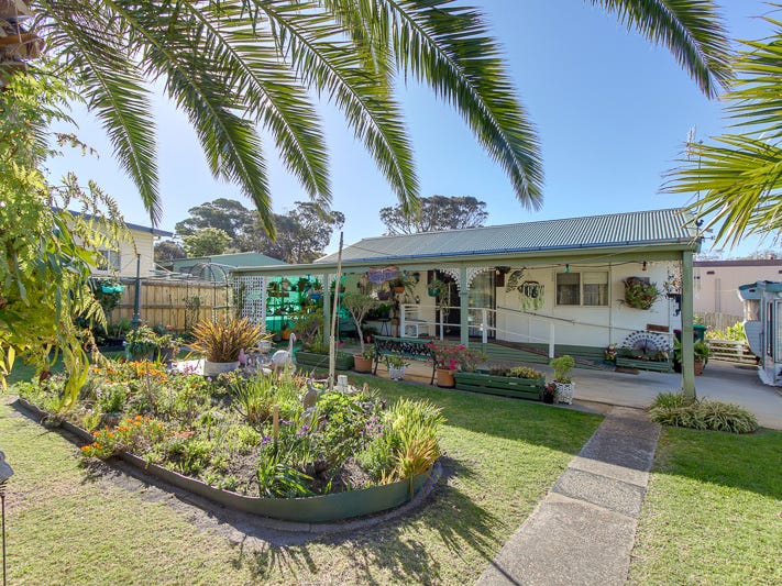 455 Lake Tyers Beach Road, Lake Tyers Beach, Vic 3909 House for Sale