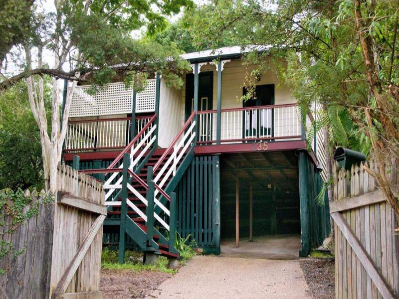 135 Empress Terrace, Bardon, Qld 4065 Property Details