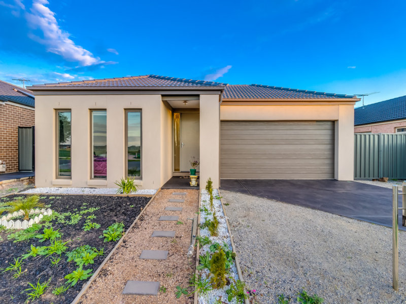 43 Cloverdale Road, Tarneit, Vic 3029 Property Details