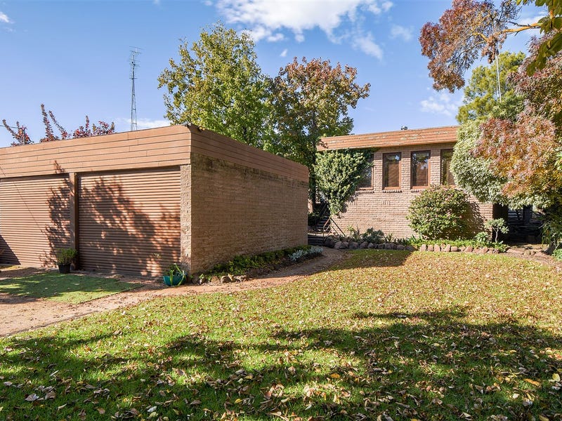 77 Lake Street, Edenhope, Vic 3318 Property Details