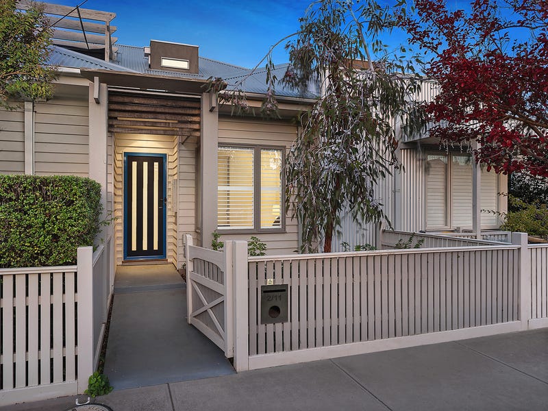 2/11 Fielding Street, Yarraville, Vic 3013 Property Details