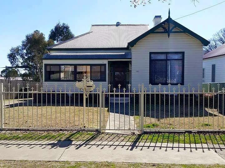 180 Meade Street, Glen Innes, NSW 2370