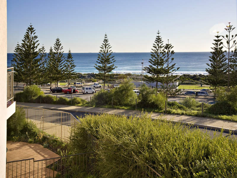 T6, 183 Scarborough Beach Road, Scarborough, WA 6019 Property Details