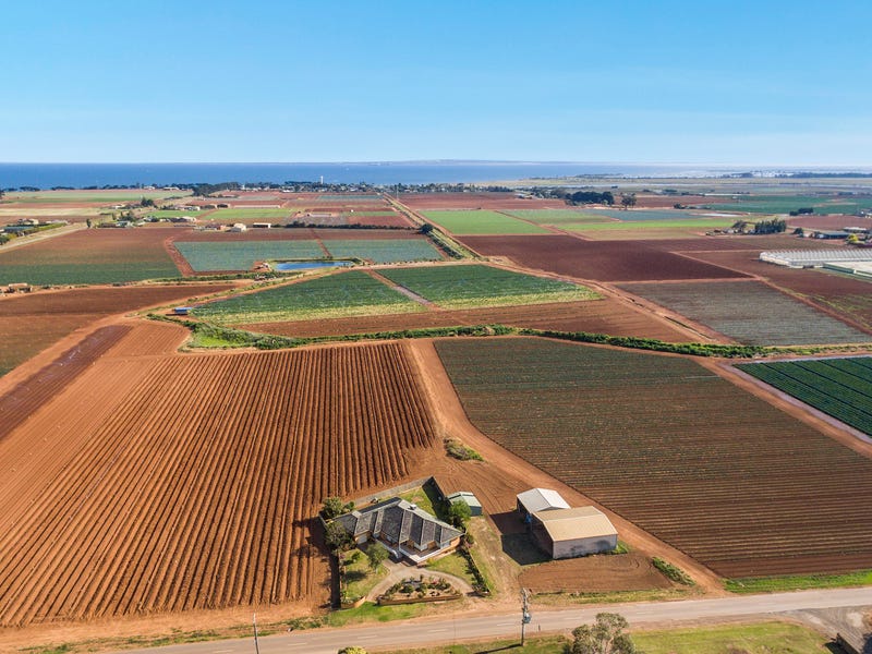 65 Whites Road, Werribee South, VIC 3030