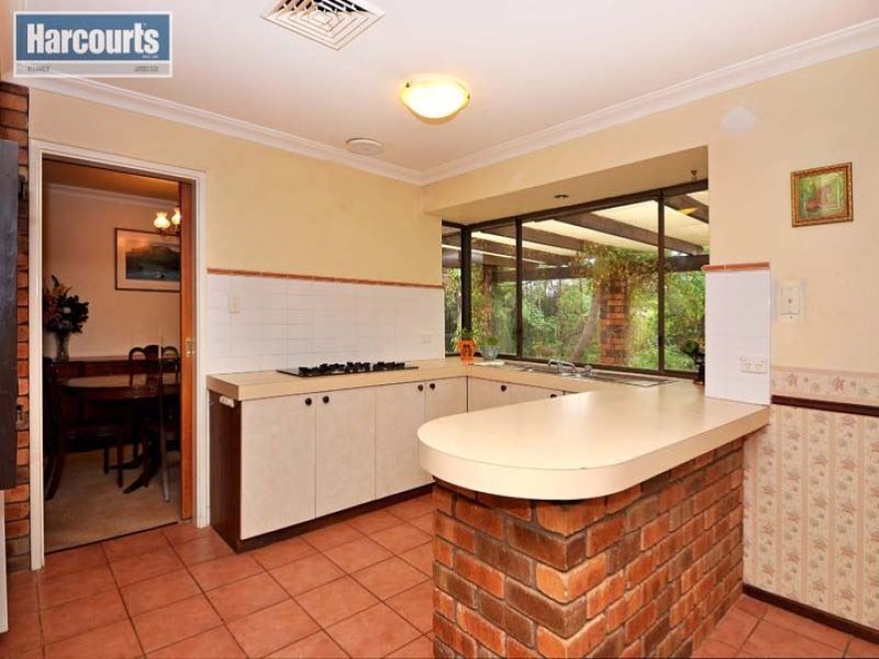 135 Caridean Street, Heathridge, WA 6027 Property Details