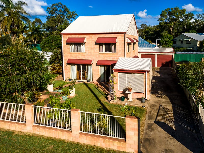 17 Kingfisher Parade, Toogoom, Qld 4655 Property Details