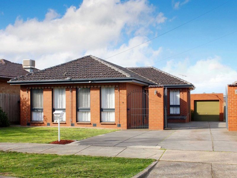 30 Lockton Avenue, Reservoir, Vic 3073 Property Details