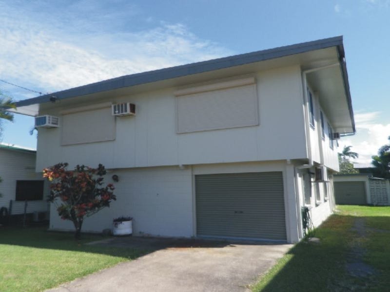 11 John Dory Street, Taylors Beach, QLD 4850