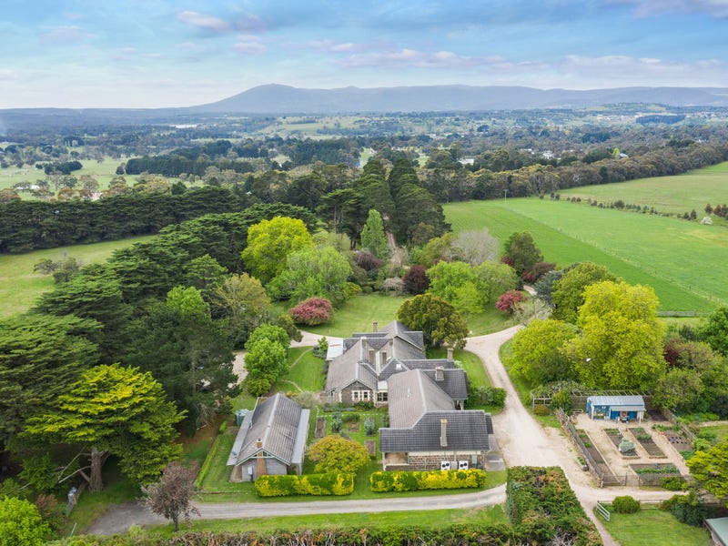 201 Melton Road, Gisborne, Vic 3437 Property Details