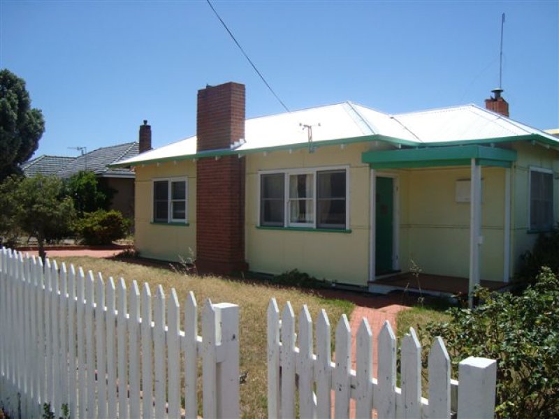 24 Hughes Street, Gnowangerup, WA 6335 Property Details