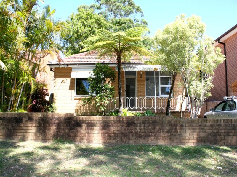 74 Waratah Parade, Narraweena, NSW 2099