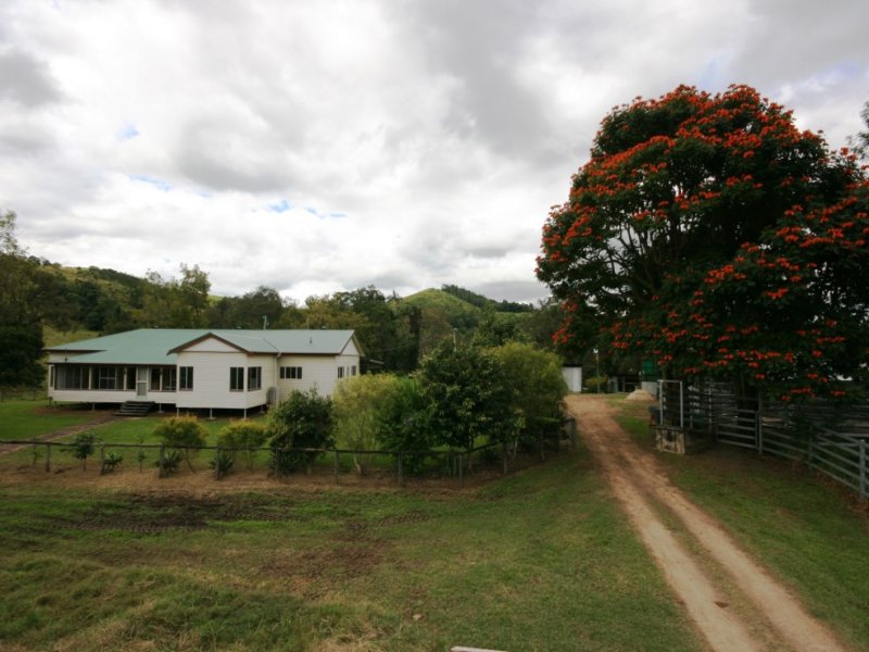 982 East Funnel Creek Road, Sarina Range, QLD 4737