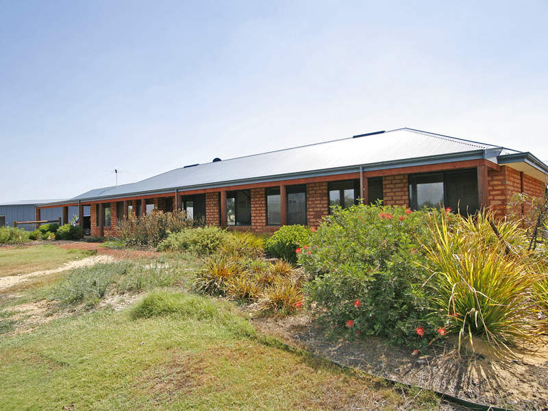 112 Bullock Drive, Oakford, WA 6121