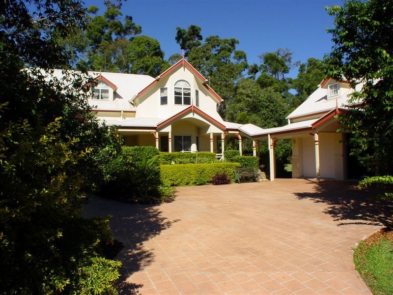 25 Kingsgate Drive, Tinbeerwah, QLD 4563