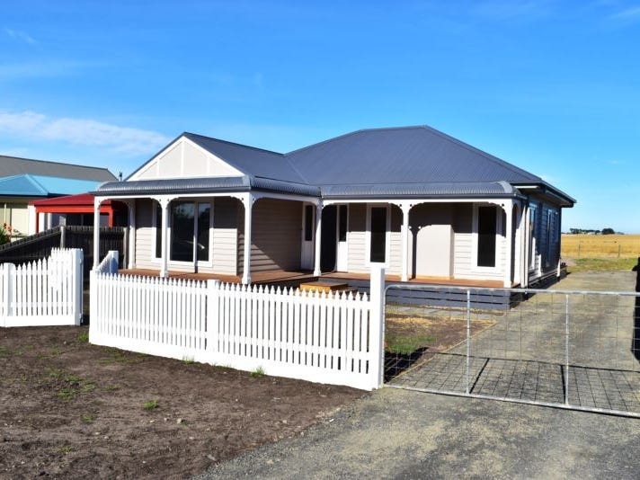 44 Tulloch Street, Dalyston, Vic 3992