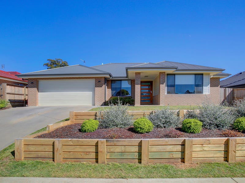71 Renwick Drive, Mittagong, NSW 2575 Property Details