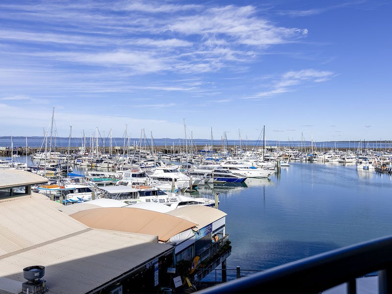 405/Mantra Hervey Ba Buccaneer Dr, Urangan, Qld 4655 Apartment for