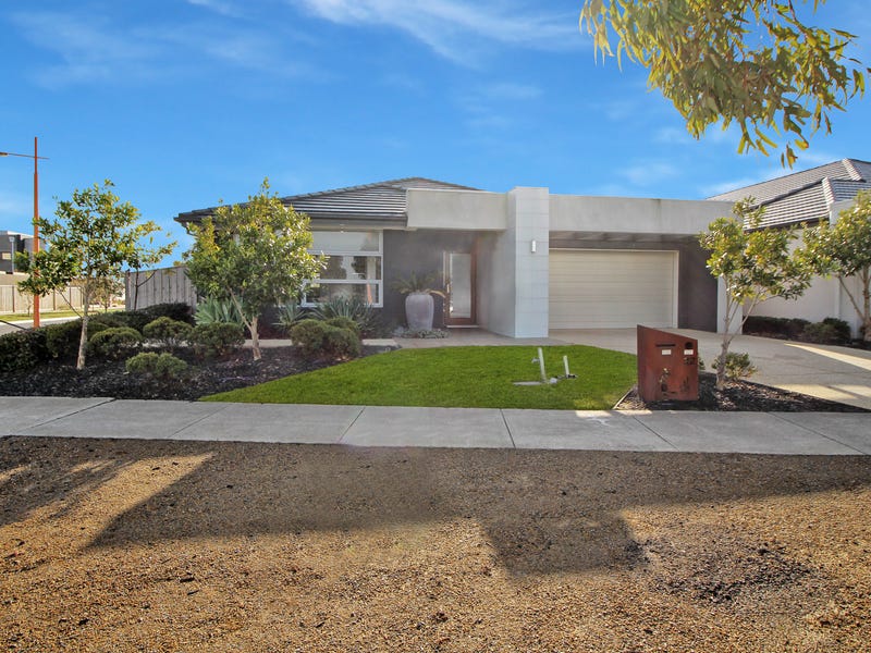 22 Armstrong Boulevard Mount Duneed Vic 3217