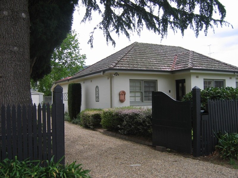 52 Boolwey Street, Bowral, NSW 2576 Property Details