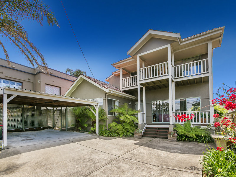 122 Warringah Road, Narraweena, NSW 2099 Property Details