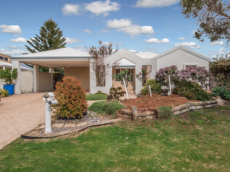 8 Wacona Way, Secret Harbour, WA 6173