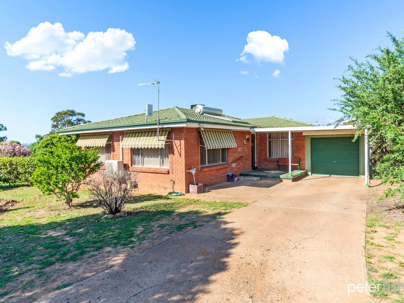 2 Kiewa Street, Manildra, NSW 2865
