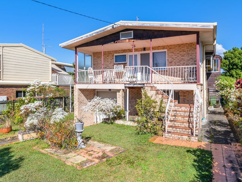 19 Reynolds Avenue, Labrador, Qld 4215 Property Details