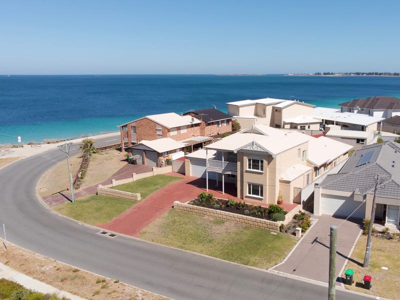 2 Shelton Street, Waikiki, WA 6169