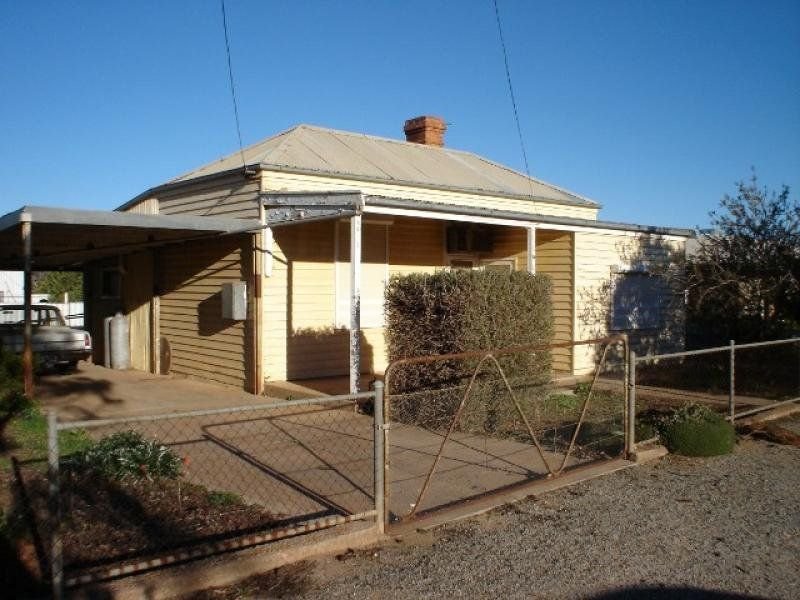 17 Sixth Street, Orroroo, SA 5431 Property Details